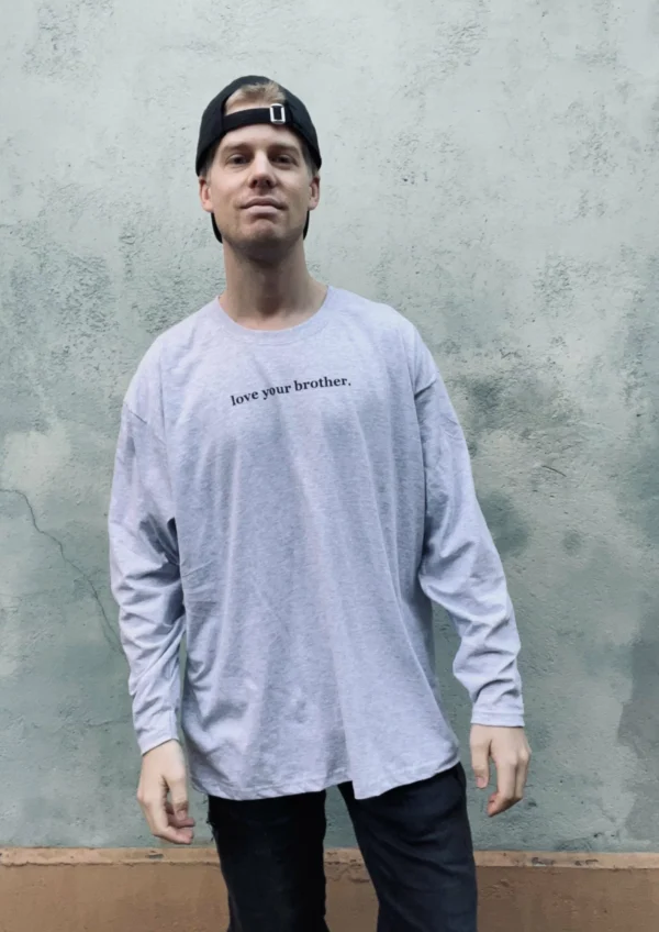 Long Sleeve T-shirt (Grey)