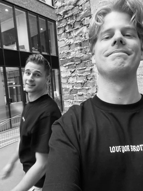 PREMIUM T-SHIRT (by Brothers) - BLACK - Image 4